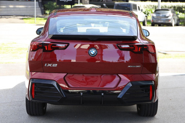 2024 BMW iX2 U10 xDrive30 M Sport SUV image 5