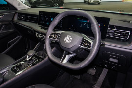 2025 MG HS AS33 Essence SUV