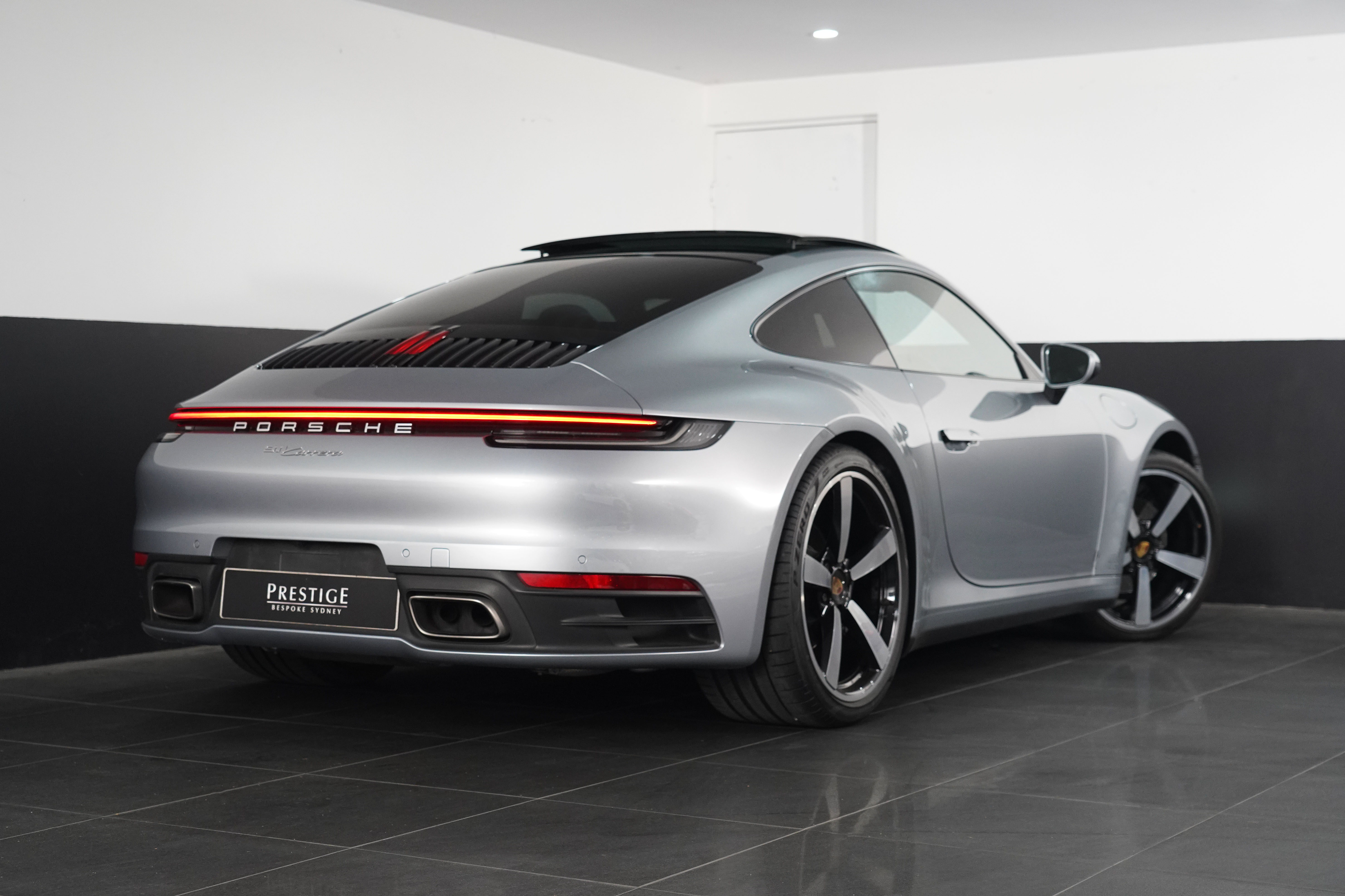 2020 Porsche 911 Carrera Coupe Image 19