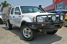 Nissan Navara ST-R D22 S5