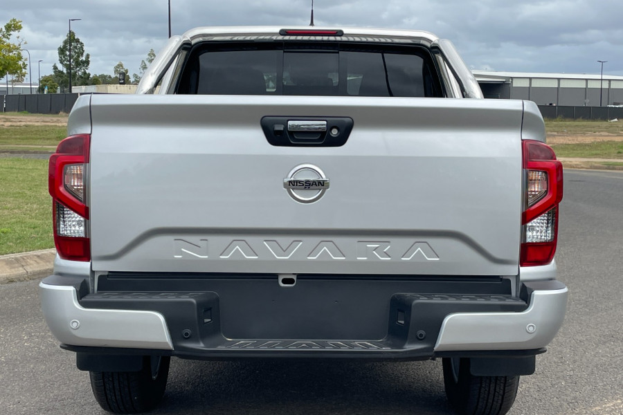 2024 Nissan Navara D23 ST Ute Image 8