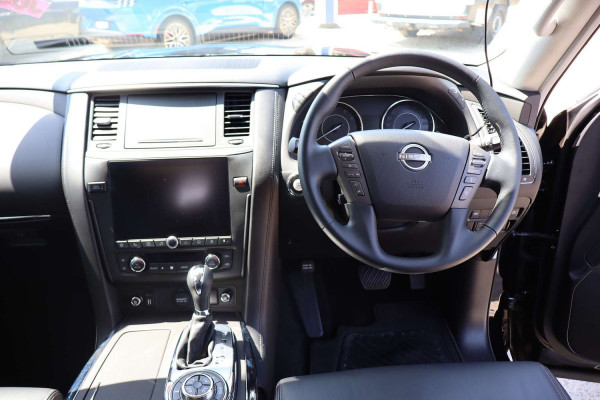 2024 Nissan Patrol Y62 Series 5 Ti-L SUV Image 11