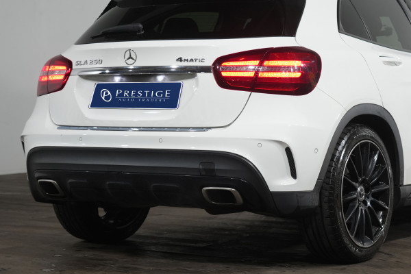 2019 Mercedes-Benz GLA-Class GLA250 SUV image 8