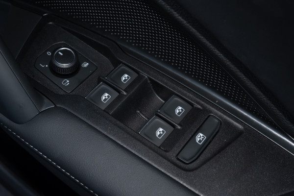 2025 Volkswagen Tayron R4 150TSI Elegance SUV Image 10