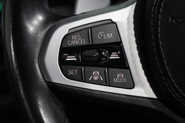 2019 BMW X7 Xdrive30d SUV Image 15