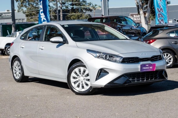 2024 Kia Cerato BD S Hatch Image 1