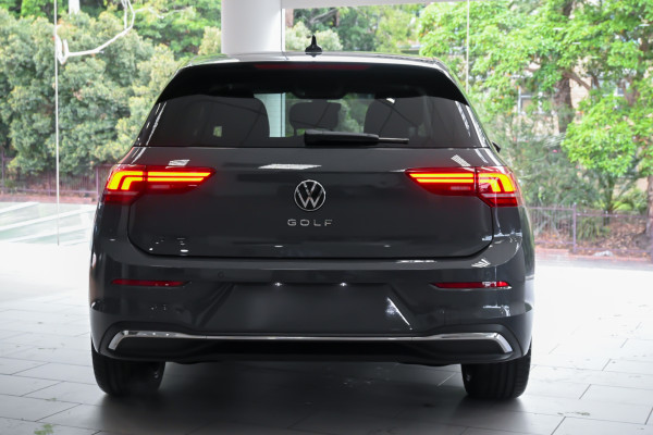 2025 Volkswagen Golf 8.5 110TSI Style Hatch Image 5