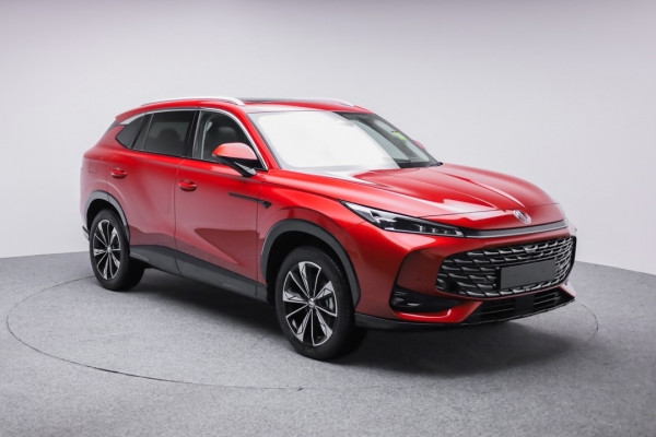 2026 MG HS Essence SUV