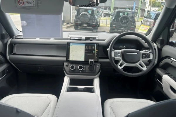 2025 MY26 Land Rover Defender L663 110 D250 S SUV Image 17