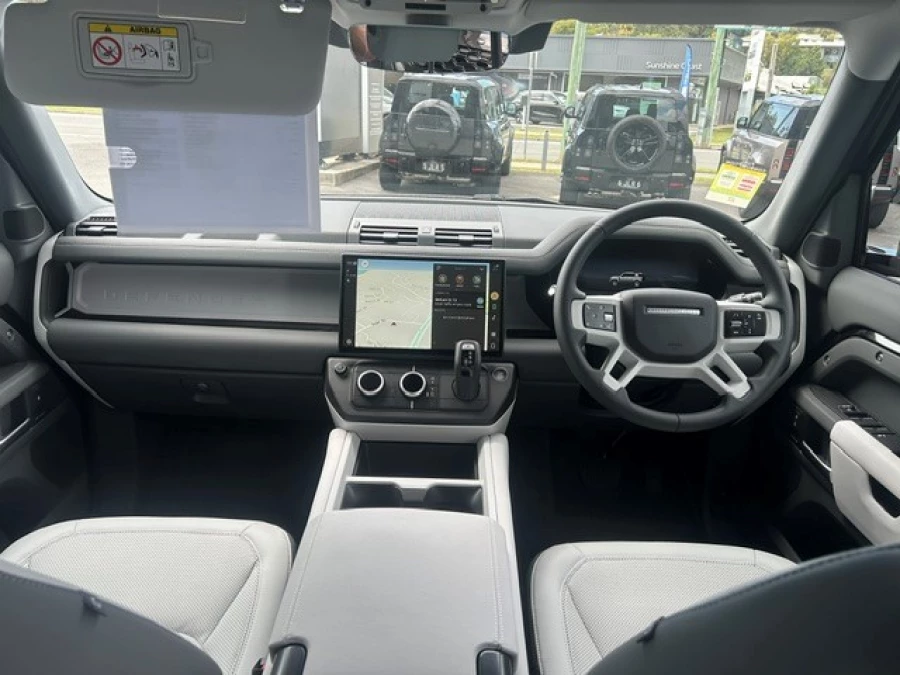 2025 MY26 Land Rover Defender L663 110 D250 S SUV Image 17