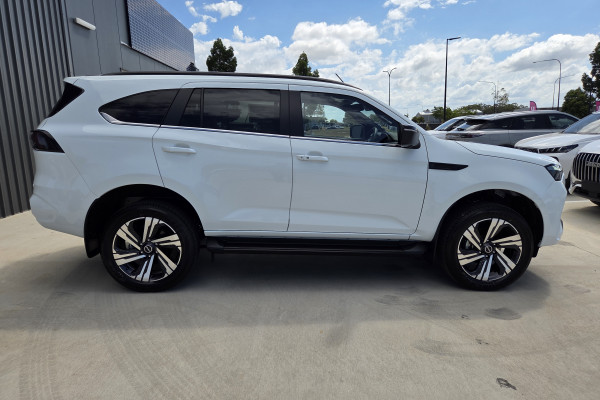 2025 MY25.5 Isuzu MU-X RJ LS-T SUV Image 2