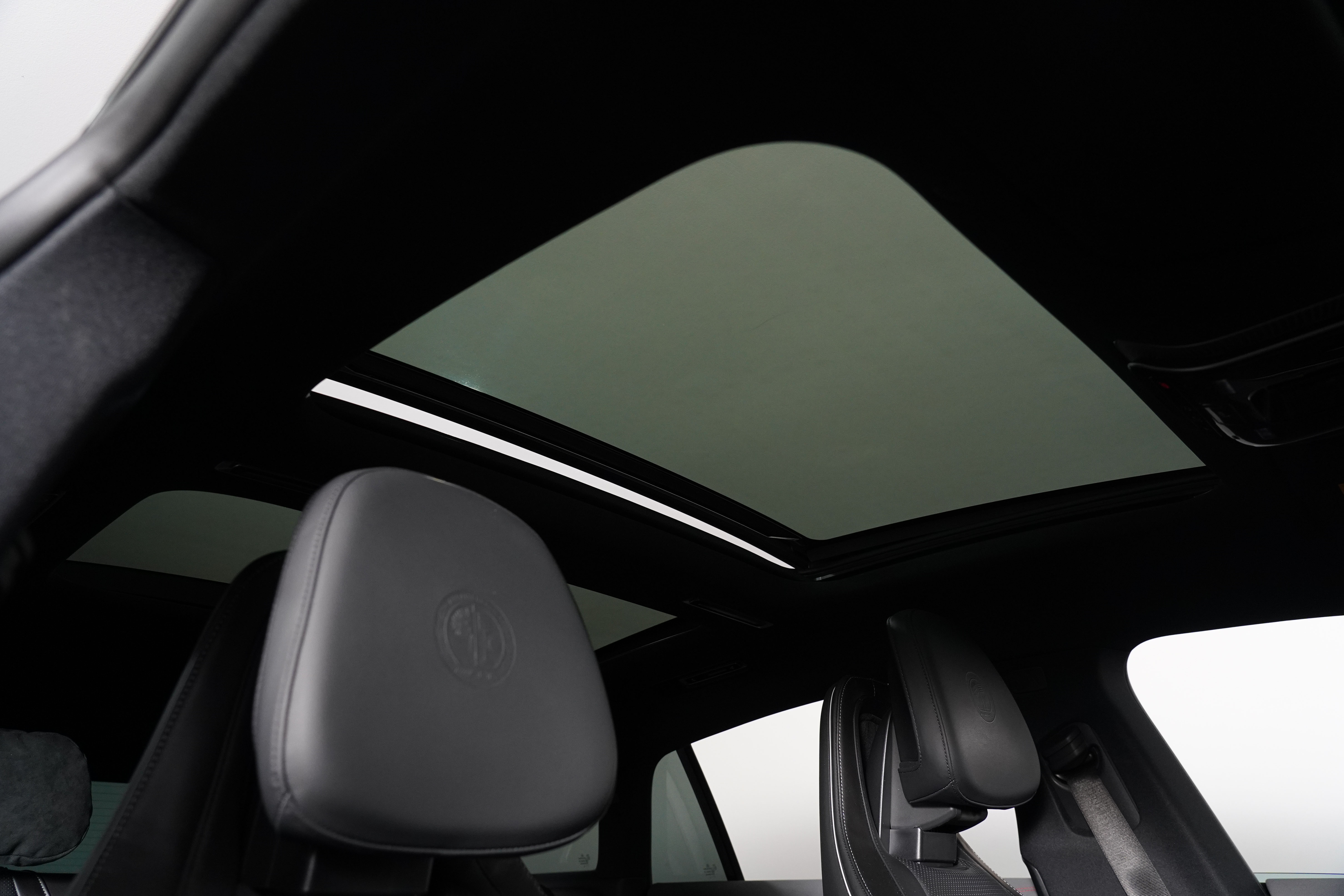 2022 Mercedes-Benz Eqs 53 4matic+ Sedan Image 24