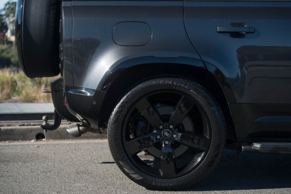 2022 Land Rover Defender L663 110 P525 SCV8 SUV Image 9