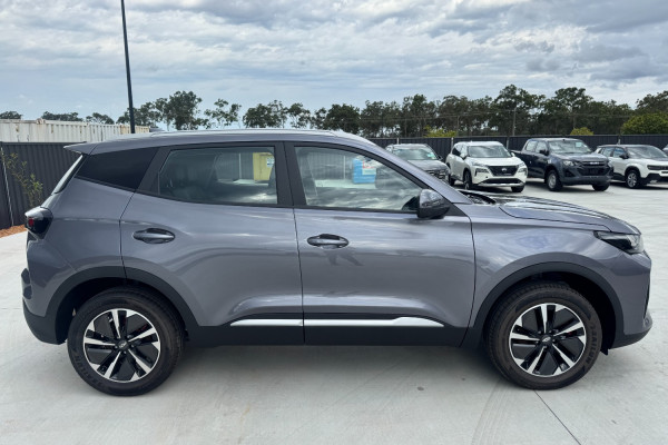 2026 Chery Tiggo 4  Hybrid Ultimate SUV Image 8