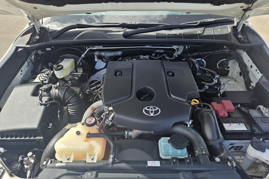 2021 Toyota HiLux GUN126R SR5 Dual Cab Pick Up Image 15