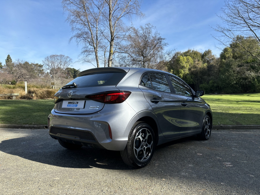 2026 MY24.5 MG MG3 ZP22 Excite Hybrid+ Hatch Image 3