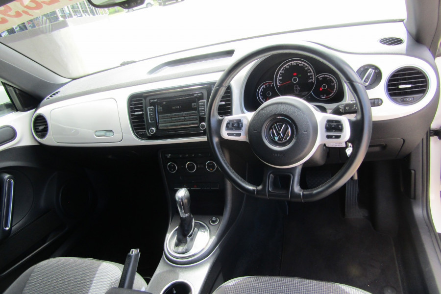 2013 Volkswagen Beetle 1L The Beetle Coupe Image 17