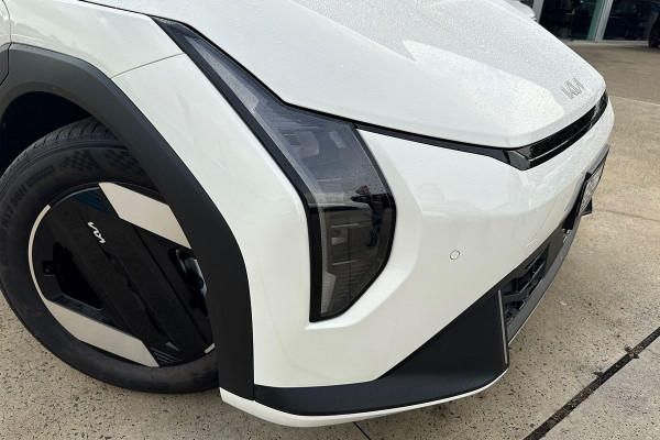 2026 Kia EV4  Air Standard Range Sedan Image 2