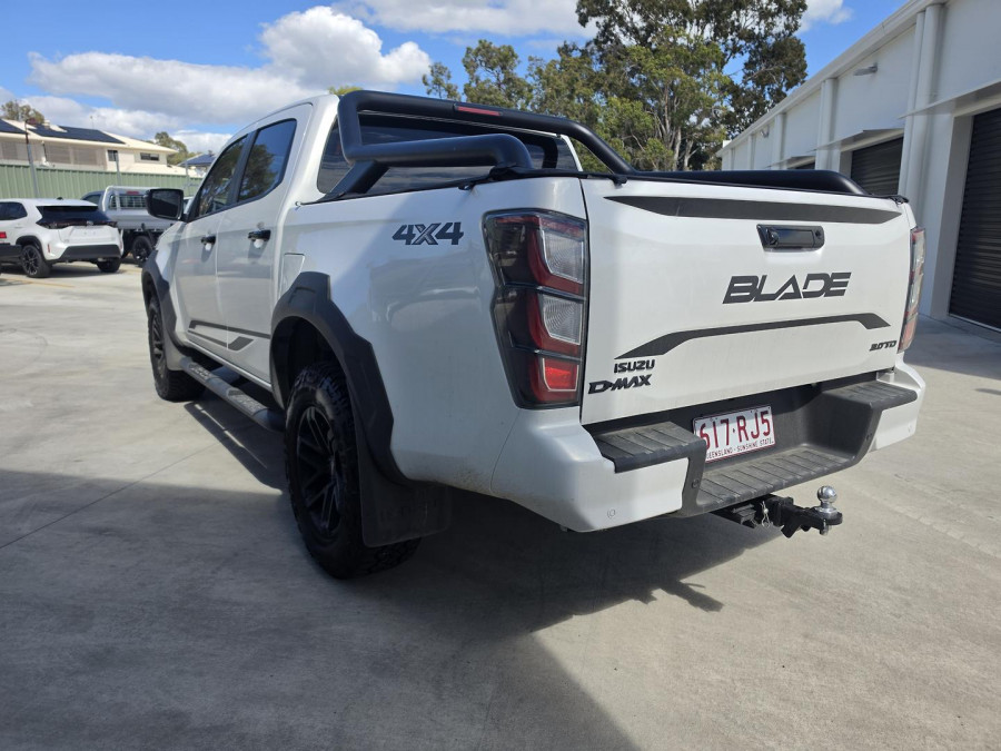 2025 MY24 Isuzu D-MAX RG BLADE Ute Image 5