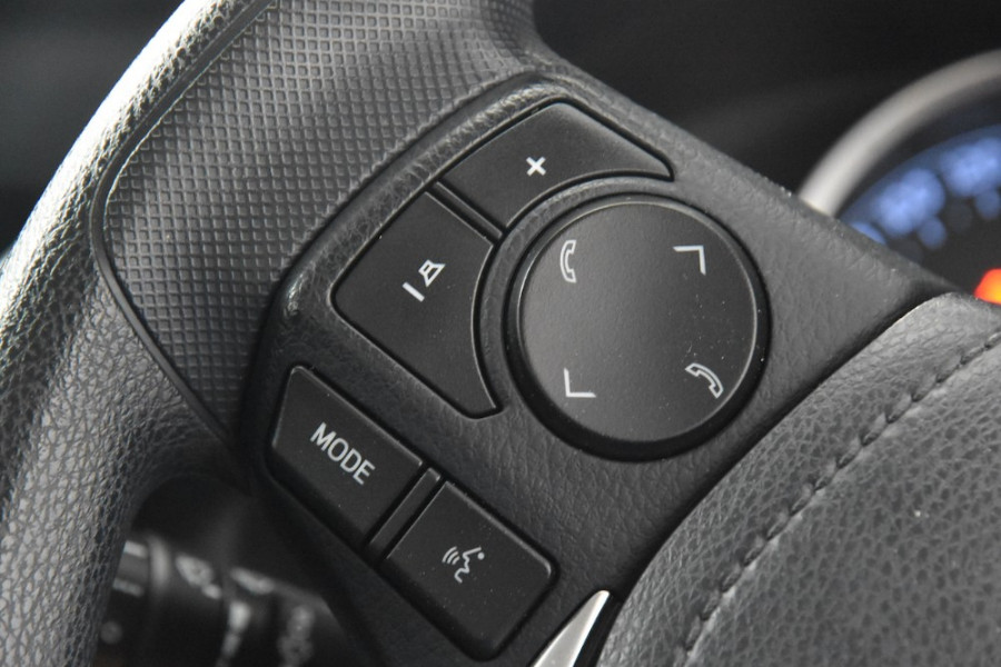 2016 Toyota Corolla ZRE182R Ascent Hatchback Image 12