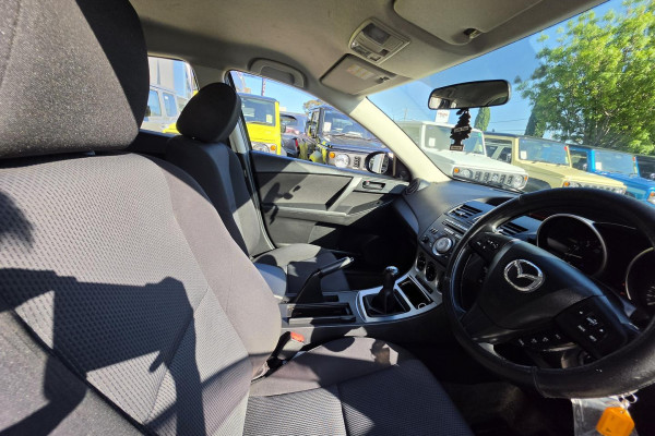 2010 Mazda 3 BL Series 2 Neo Hatch Image 11