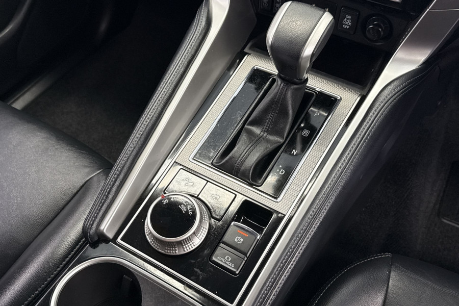 2022 Mitsubishi Pajero Sport GSR Wagon Image 9