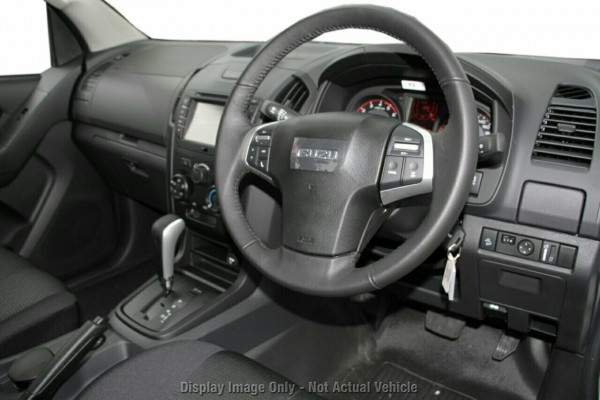 2020 MY19 Isuzu UTE D-MAX SX Space Cab Chassis 4x4 Cab chassis Mobile Image 4