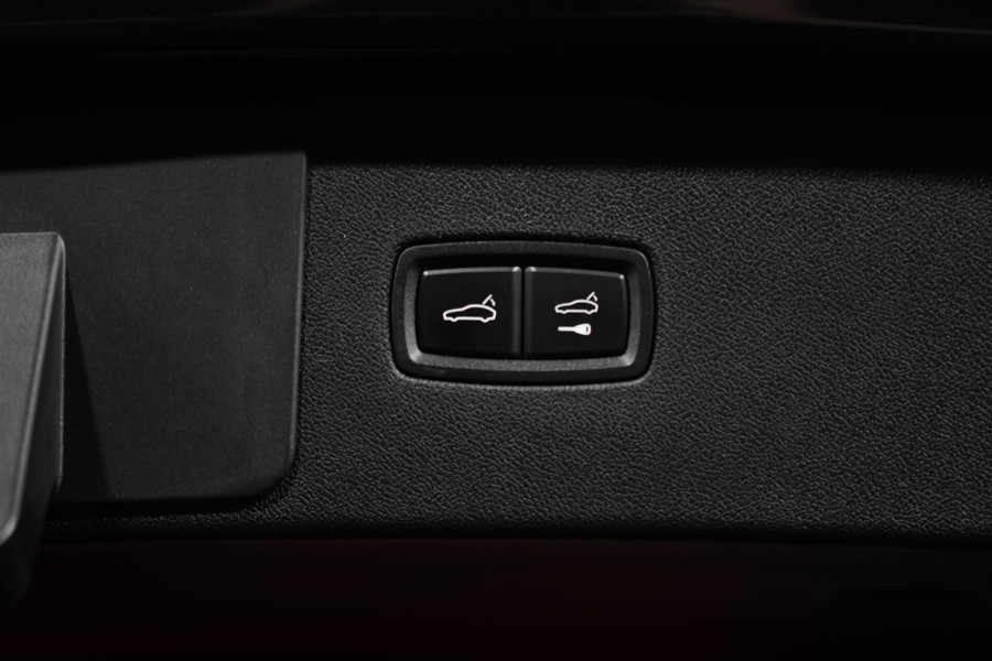 2022 Porsche Cayenne 9YA  SUV