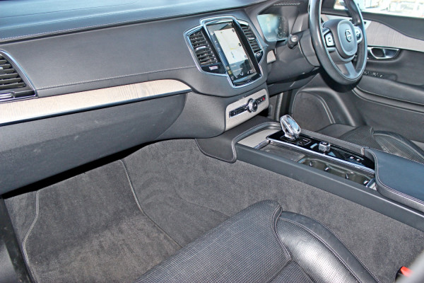 2021 MY22 Volvo XC90 L Series B6 Inscription SUV Image 12