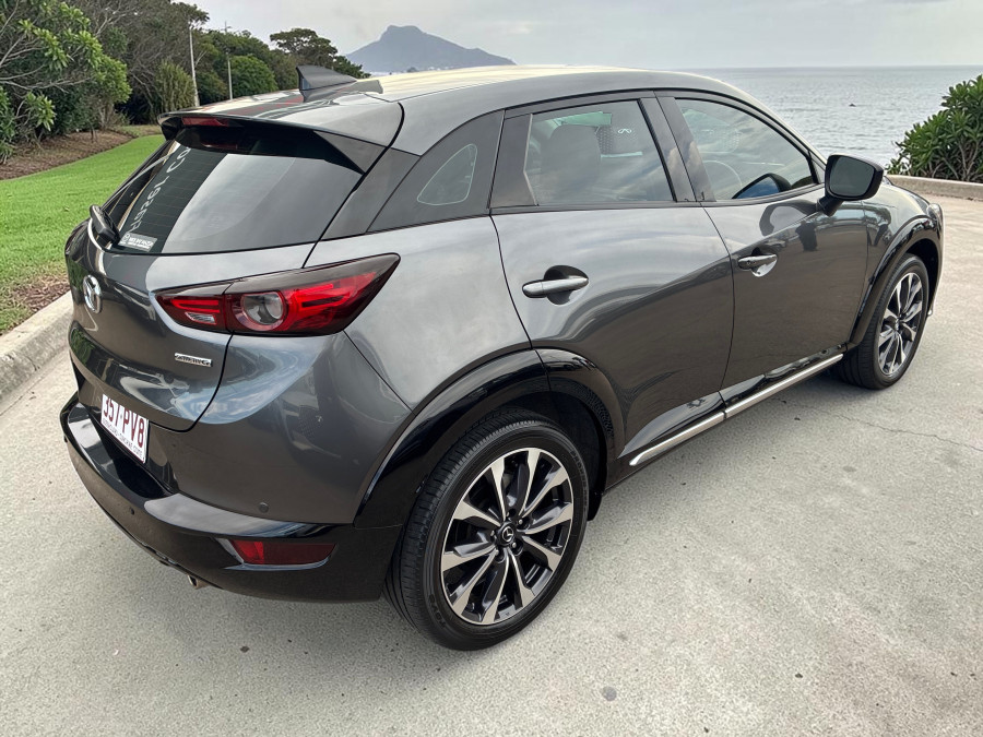 2022 Mazda CX-3 DK sTouring SUV Image 3