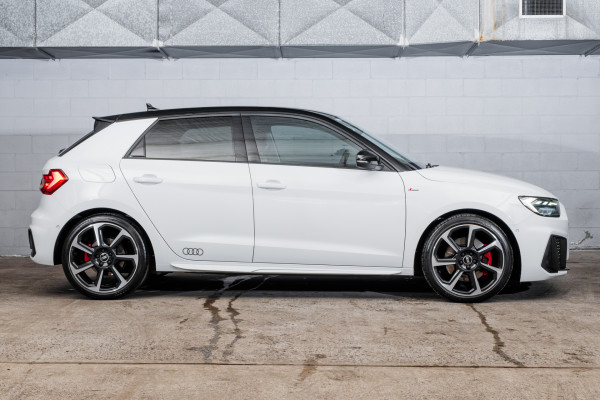 2020 Audi A1 GB 40 TFSI S line Hatch image 3