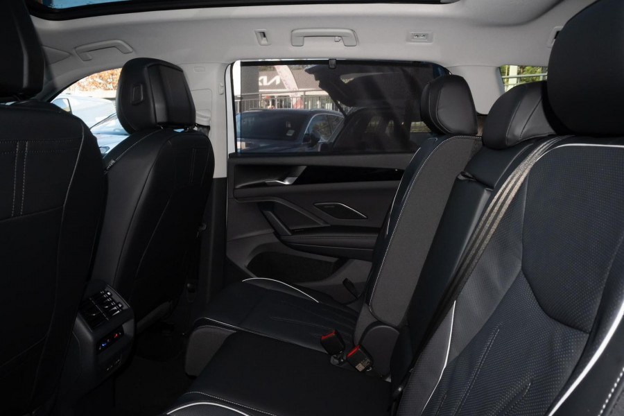 2025 Volkswagen Tayron R4 150TSI Elegance SUV Image 8