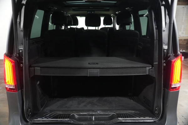 2022 Mercedes-Benz V-Class V250 d Avantgarde People Mover Image 29