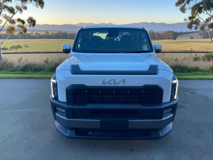 2025 MY26 Kia Tasman TK SX Cab Chassis Image 5