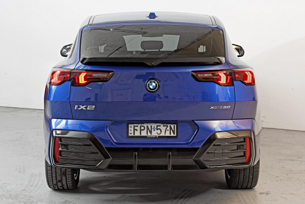 2025 BMW iX2 U10 xDrive30 M Sport SUV image 5