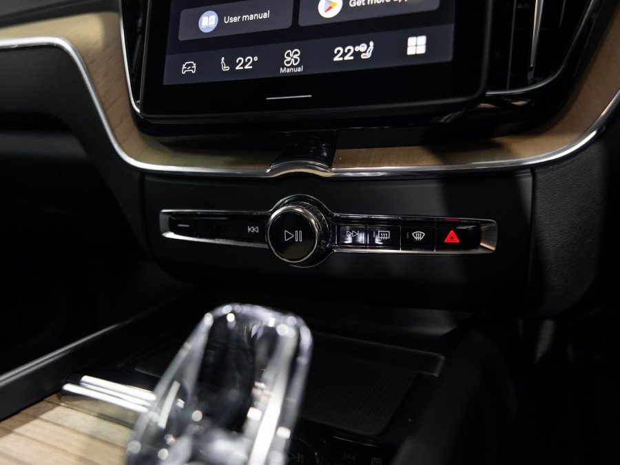 2026 Volvo XC60 UZ B5 Plus 2L MHeV AWD SUV Image 16