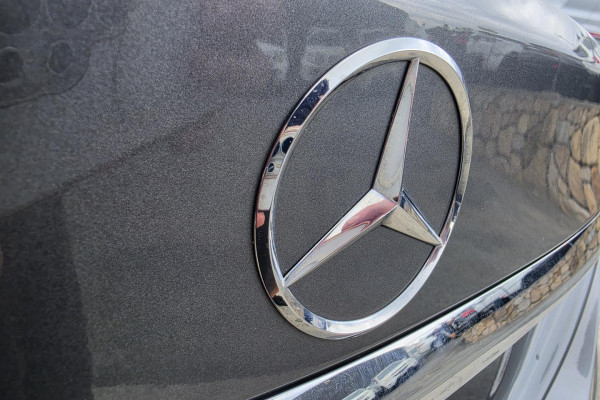 2018 Mercedes-Benz C-Class W205 C200 Sedan Image 13