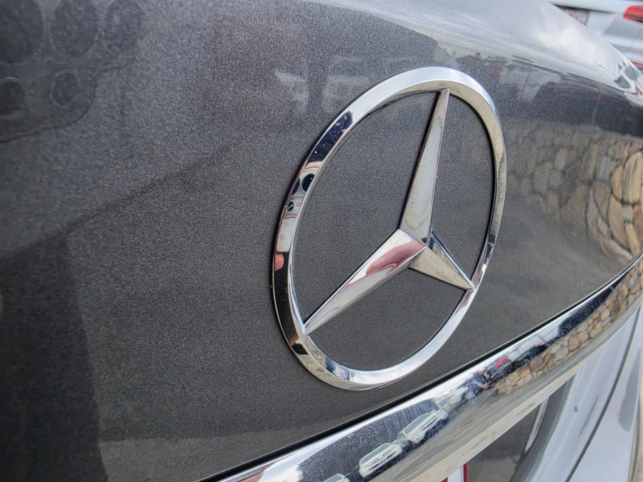 2018 Mercedes-Benz C-Class W205 C200 Sedan Image 13