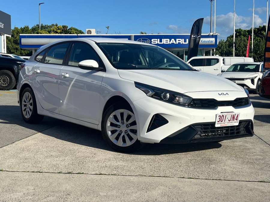 2023 MY24 Kia Cerato BD S Hatch Image 1