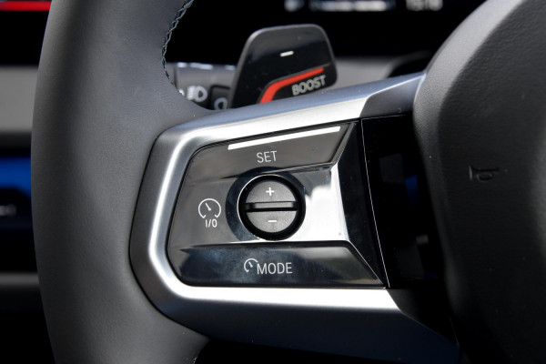 2025 BMW X3 G45 40d xDrive SUV image 11