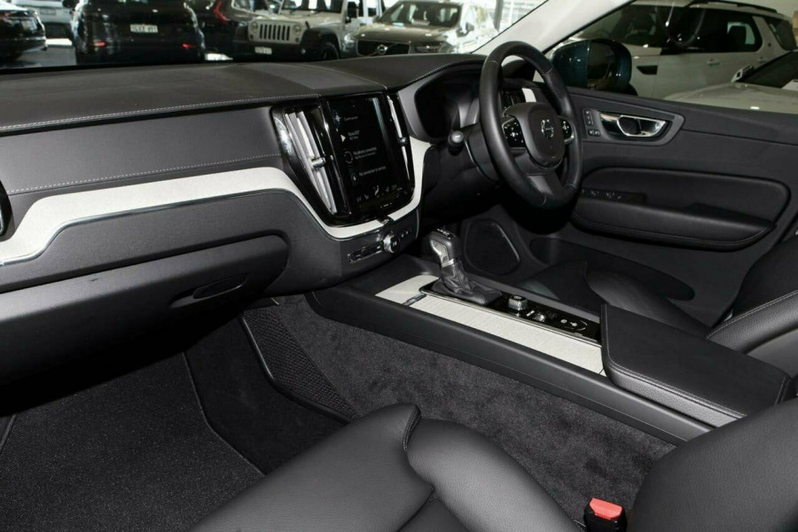 2019 Volvo XC60 UZ MY19 D4 AWD Inscription Suv Image 7