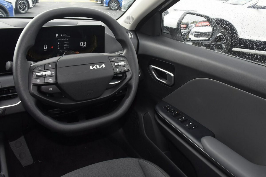 2025 Kia K4 CL4m S Sedan Image 7