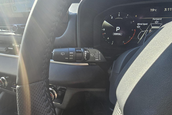 2026 Mitsubishi Outlander ZM LS SUV Image 27