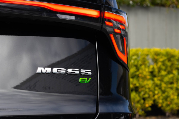 2026 MY25 MG MGS5 EV ZS3EM Essence 49 SUV Image 7
