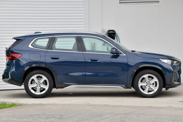 2025 BMW X1 U11 sDrive18i SUV image 3