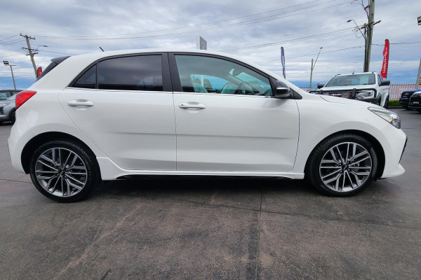 2021 Kia Rio YB GT-Line Hatch Image 2