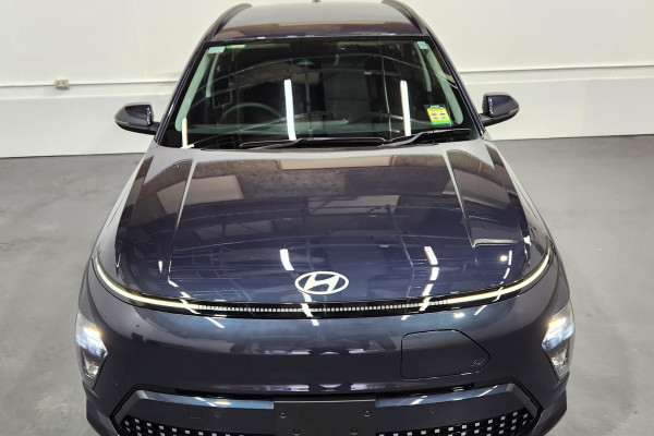 2024 Hyundai Kona SX2.V1  Electric SUV Image 5