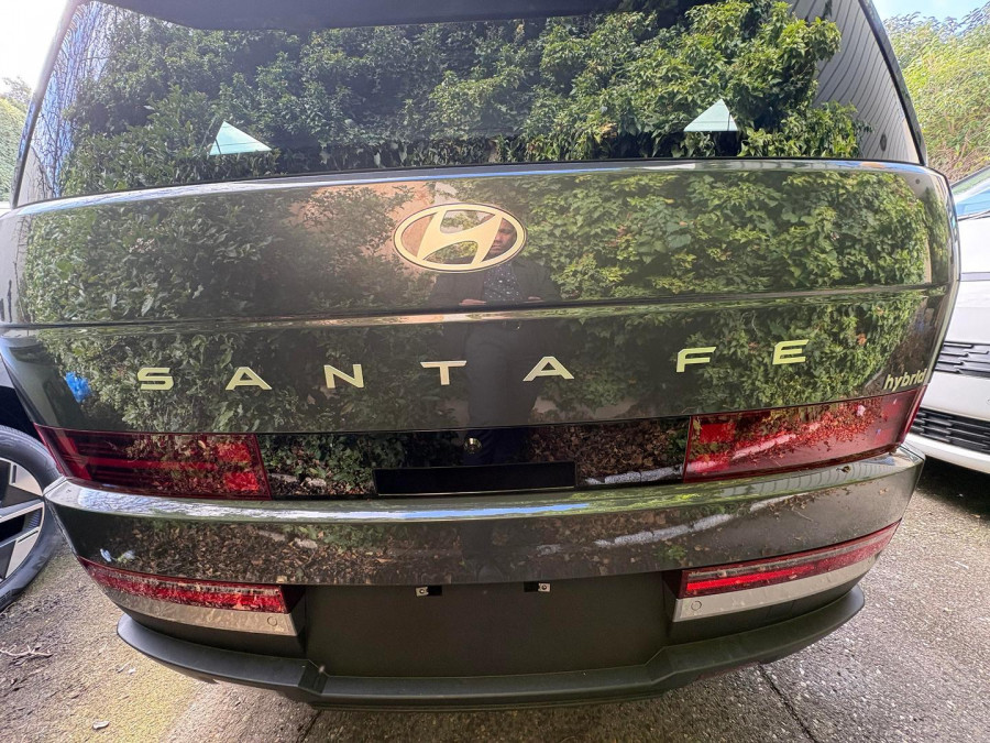 2026 Hyundai Santa Fe MX5.V2 Hybrid Elite SUV Image 9
