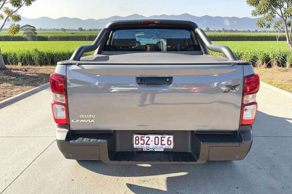 2025 MY25.5 Isuzu D-MAX RG X-RIDER Ute Image 5