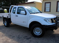 Nissan Navara RX D40 S8